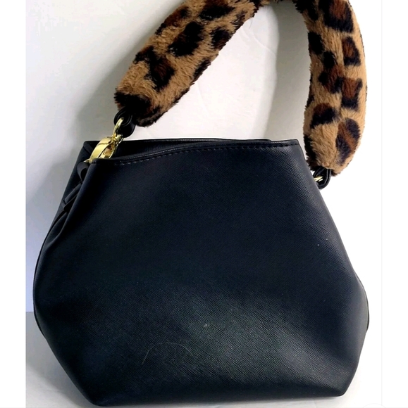 SOLD - Picture 2 of 7